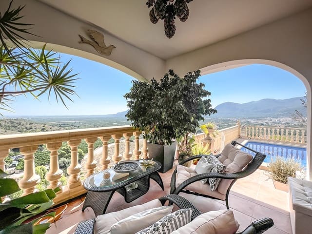 5 bedroom Villa for sale in Pego with pool - € 699,000 (Ref: 9308342)