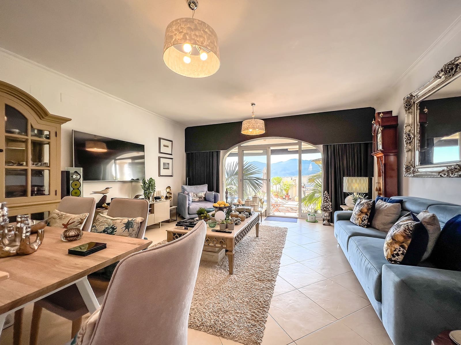 5 sypialnia Willa na sprzedaż w Pego z basenem - 699 000 € (Ref: 9308342)