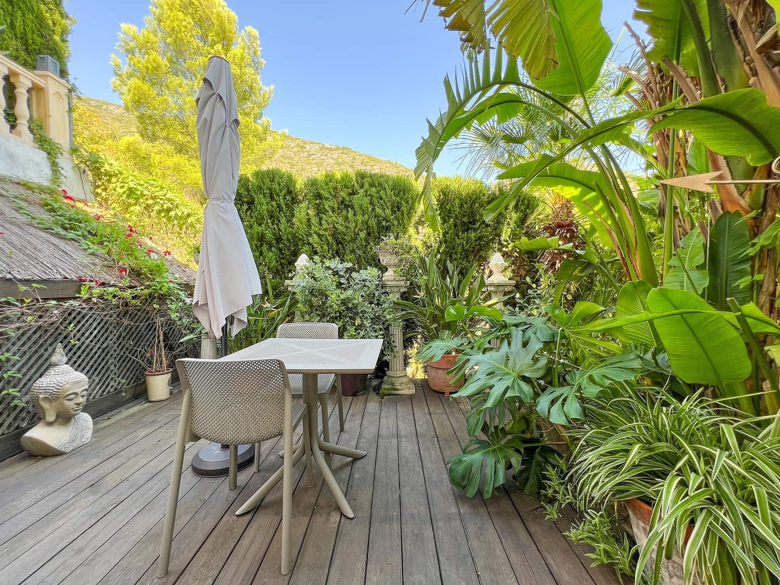 5 sypialnia Willa na sprzedaż w Pego z basenem - 699 000 € (Ref: 9308342)