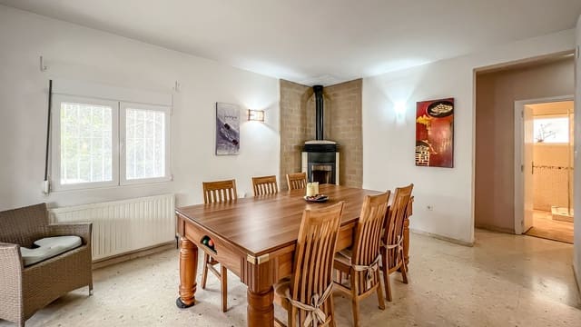 4 bedroom Villa for sale in L'Atzúvia - € 269,000 (Ref: 9308346)