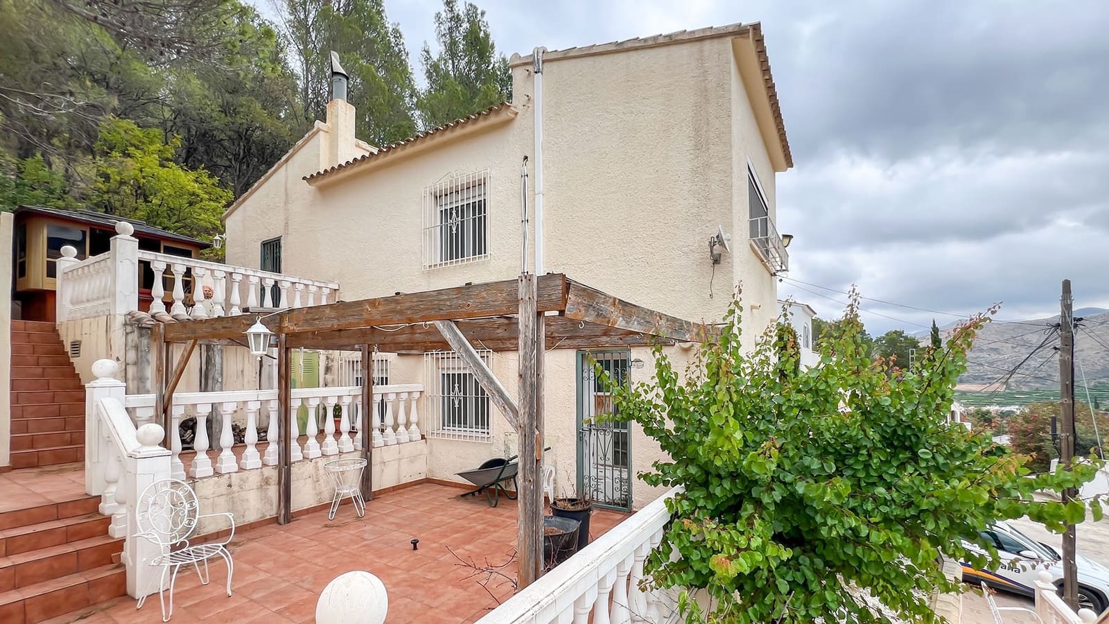 4 bedroom Villa for sale in L'Atzuvia - € 269,000 (Ref: 9308346)