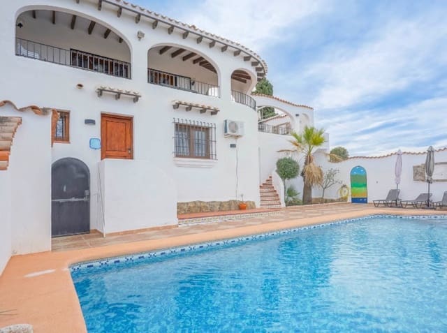 5 bedroom Villa for sale in Monte Pego, Pego with pool - € 575,000 (Ref: 9308351)