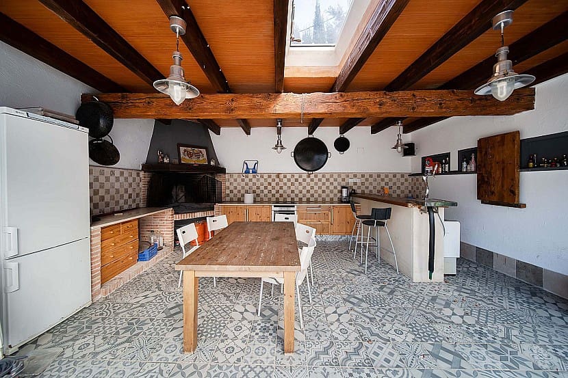 4 Zimmer Villa zu verkaufen in Denia mit Pool - 650.000 € (Ref: 9308352)