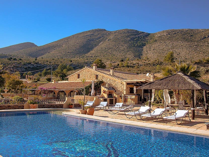 7 Zimmer Villa zu verkaufen in Benissa mit Pool - 1.300.000 € (Ref: 9308354)