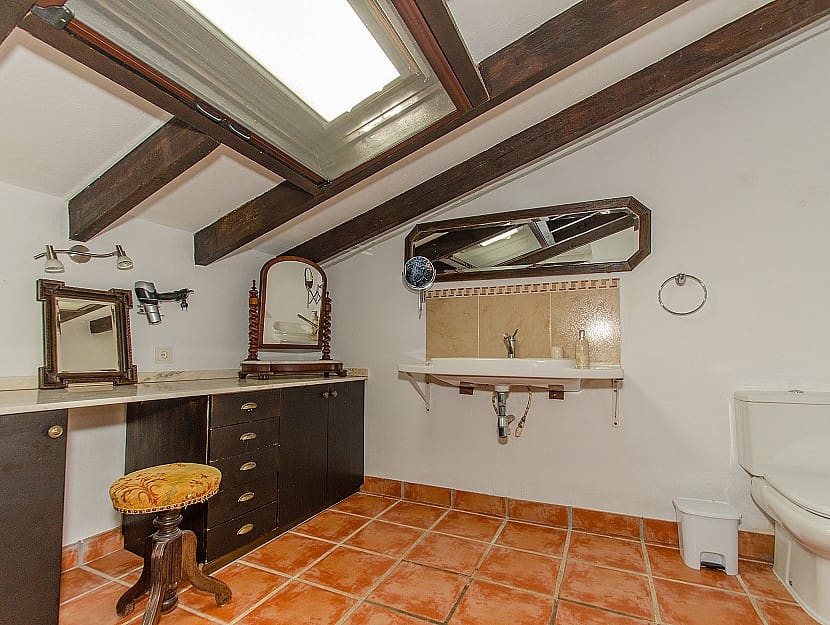 7 Zimmer Villa zu verkaufen in Benissa mit Pool - 1.300.000 € (Ref: 9308354)