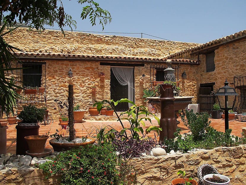 7 Zimmer Villa zu verkaufen in Benissa mit Pool - 1.300.000 € (Ref: 9308354)