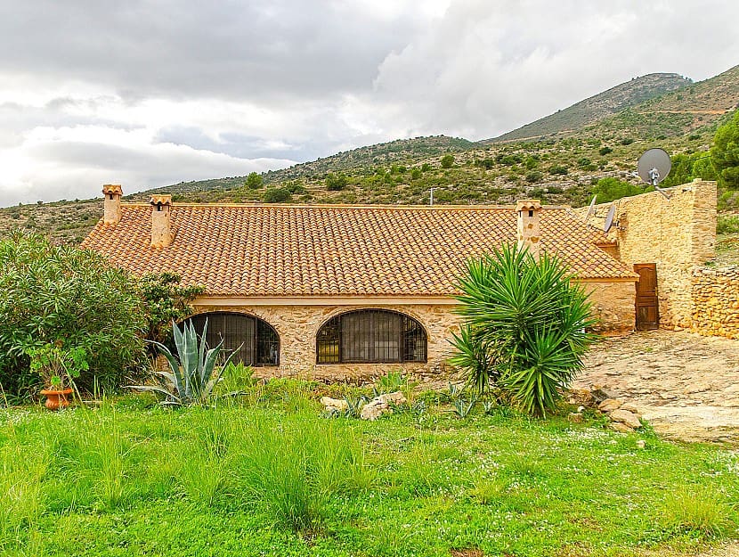 7 Zimmer Villa zu verkaufen in Benissa mit Pool - 1.300.000 € (Ref: 9308354)