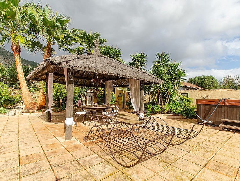 7 Zimmer Villa zu verkaufen in Benissa mit Pool - 1.300.000 € (Ref: 9308354)