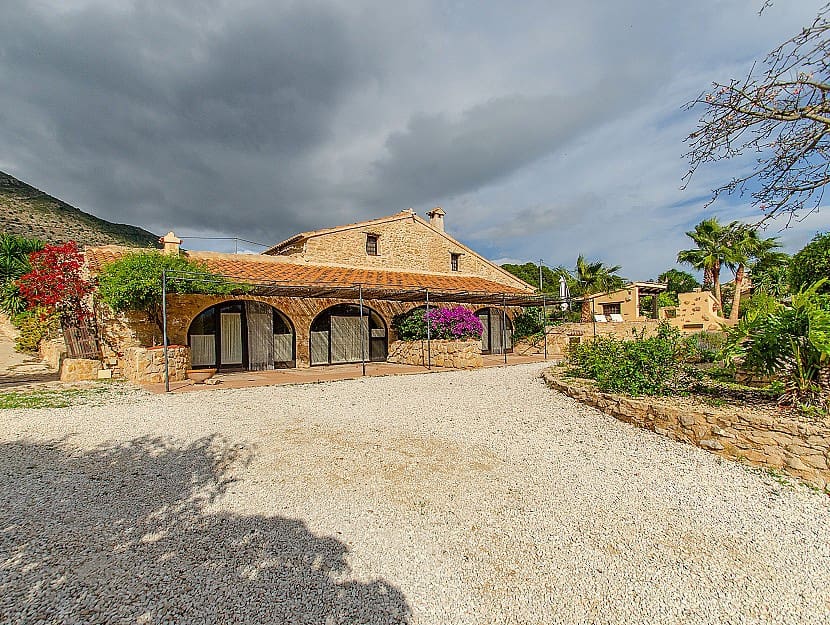 7 Zimmer Villa zu verkaufen in Benissa mit Pool - 1.300.000 € (Ref: 9308354)