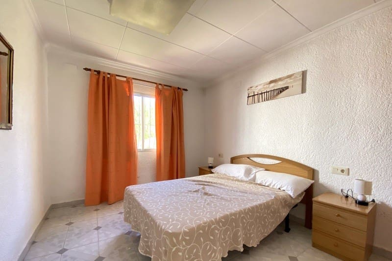 8 soveværelse Villa til salg i Denia med swimmingpool - € 750.000 (Ref: 9308355)