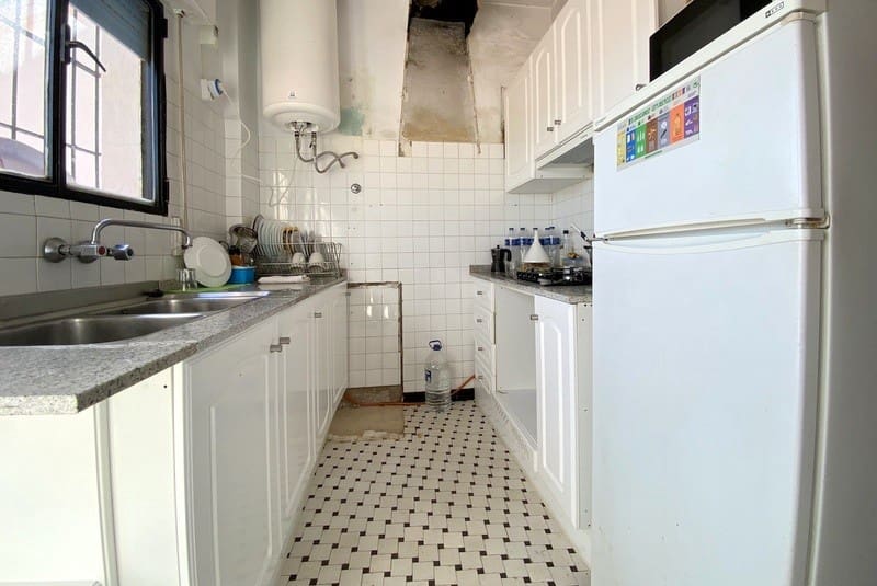 8 soveværelse Villa til salg i Denia med swimmingpool - € 750.000 (Ref: 9308355)