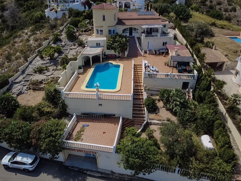 5 sypialnia Willa na sprzedaż w Pedreguer z basenem - 599 000 € (Ref: 9308357)