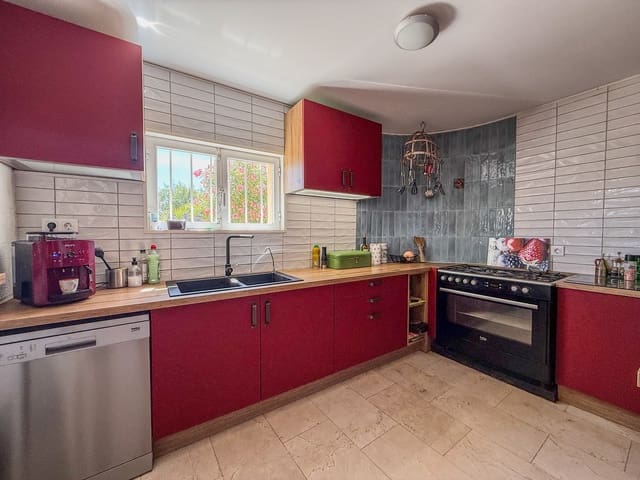 5 sypialnia Willa na sprzedaż w Pedreguer z basenem - 599 000 € (Ref: 9308357)