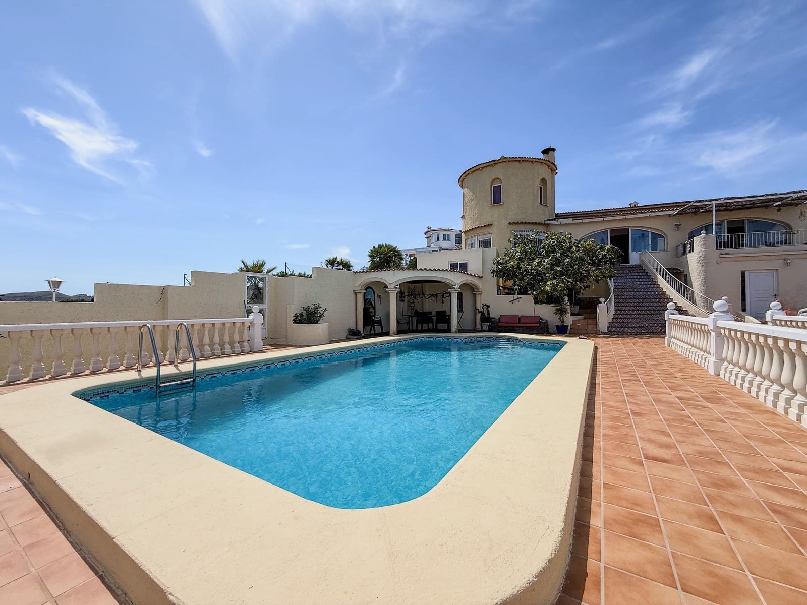 5 sypialnia Willa na sprzedaż w Pedreguer z basenem - 599 000 € (Ref: 9308357)