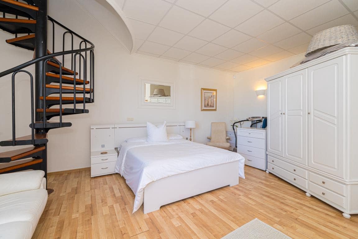 6 makuuhuone Huvila myytävänä paikassa Moraira mukana uima-altaan - 795 000 € (Ref: 9308359)