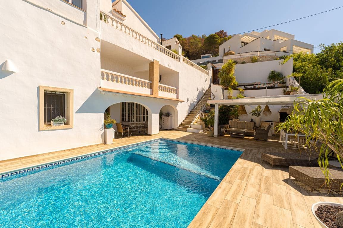 6 makuuhuone Huvila myytävänä paikassa Moraira mukana uima-altaan - 795 000 € (Ref: 9308359)