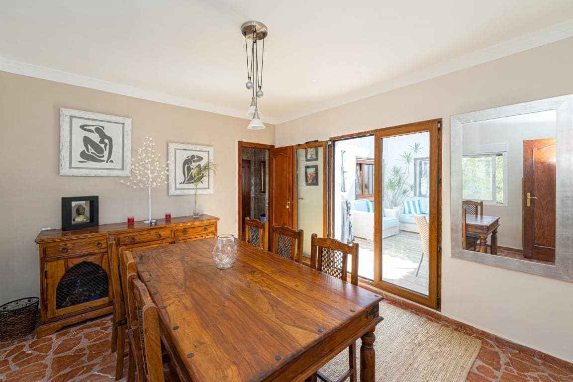 6 makuuhuone Huvila myytävänä paikassa Moraira mukana uima-altaan - 795 000 € (Ref: 9308359)