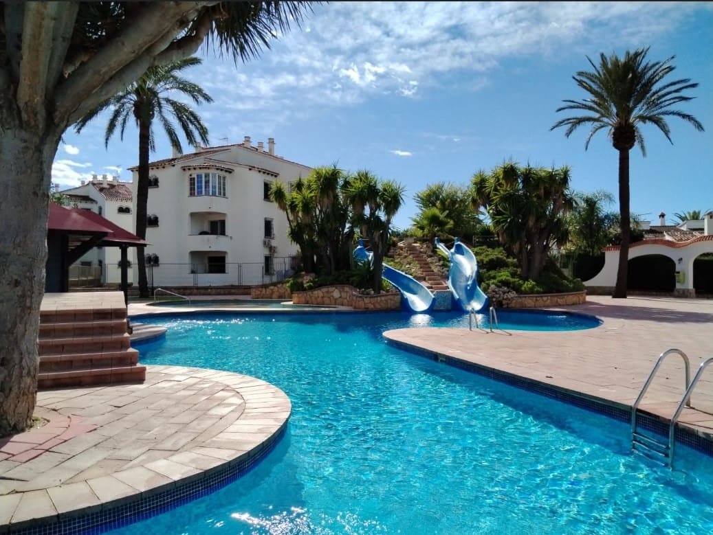 3 soverom Hus til salgs i Denia med svømmebasseng - € 320 000 (Ref: 9317339)