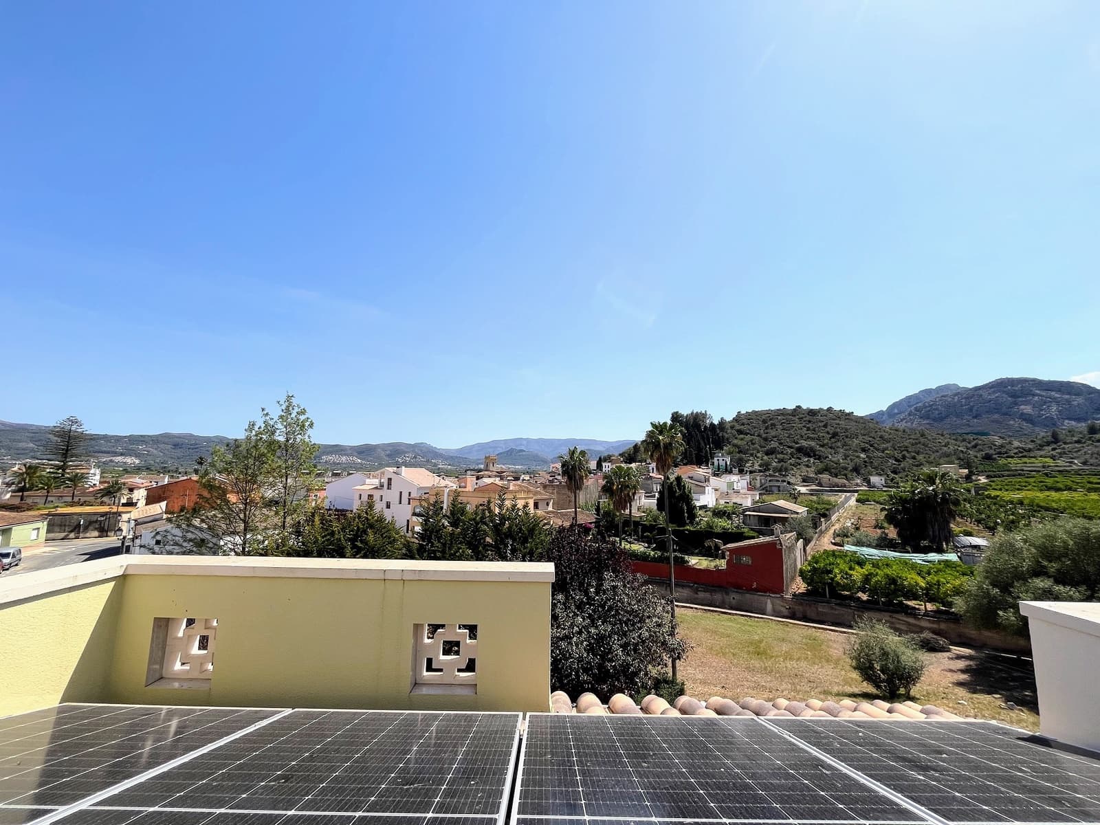 3 soverom Hus til salgs i Rafol de Almunia med svømmebasseng - € 245 000 (Ref: 9317340)