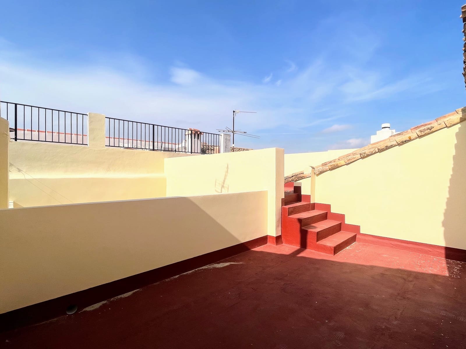 5 soveværelse Byhus til salg i Benidoleig - € 270.000 (Ref: 9317342)