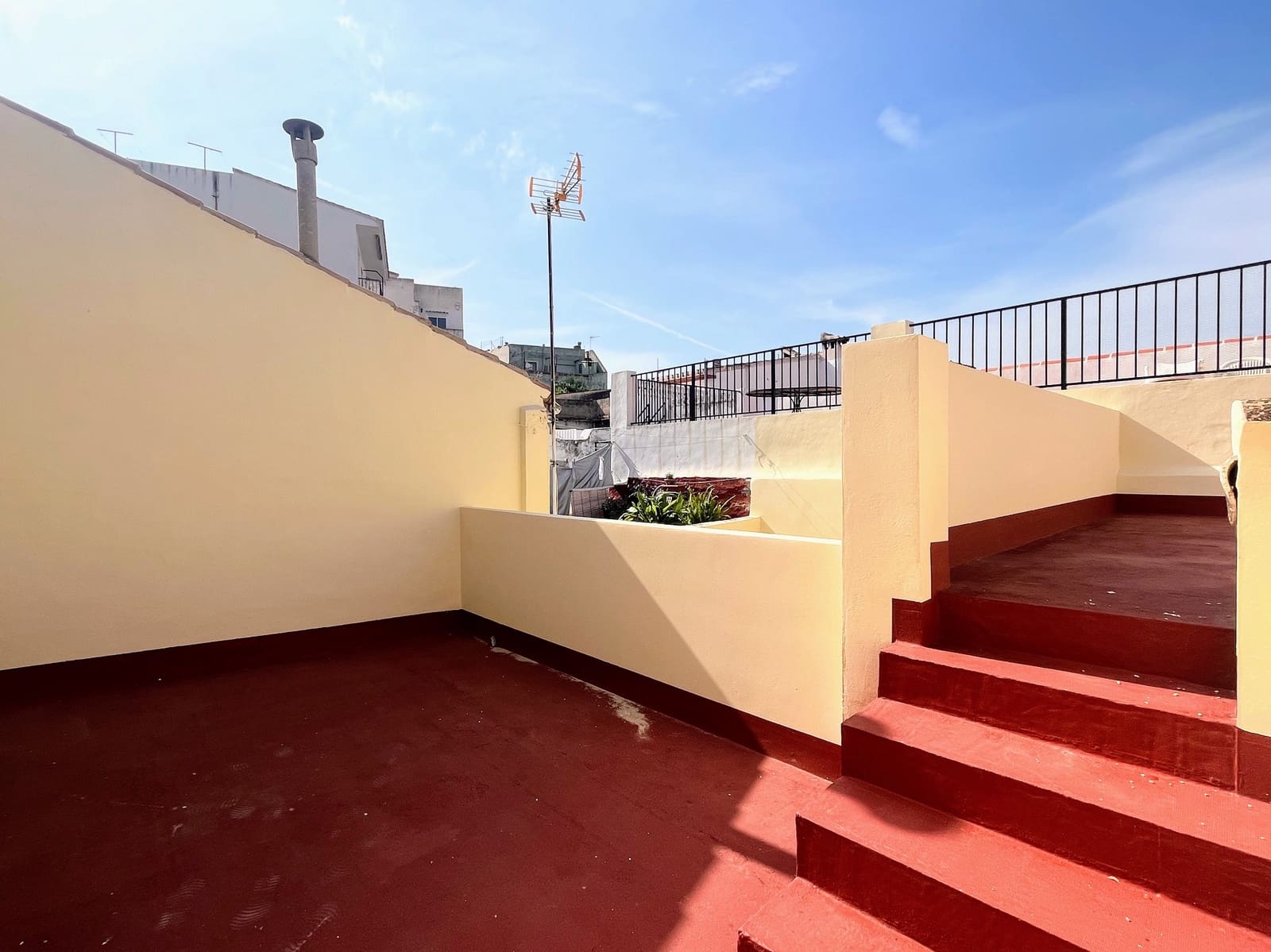 5 soveværelse Byhus til salg i Benidoleig - € 270.000 (Ref: 9317342)