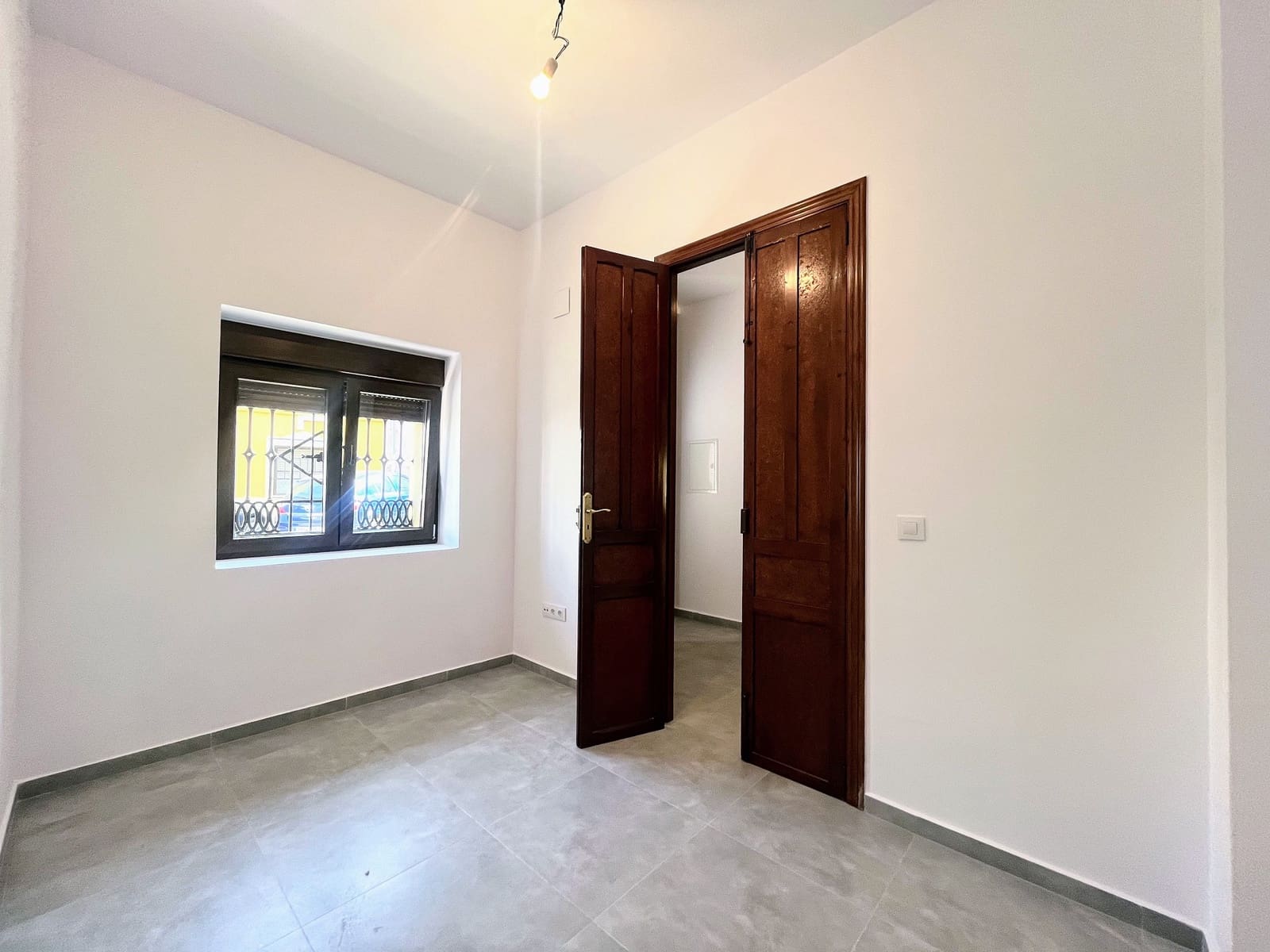 5 soveværelse Byhus til salg i Benidoleig - € 270.000 (Ref: 9317342)