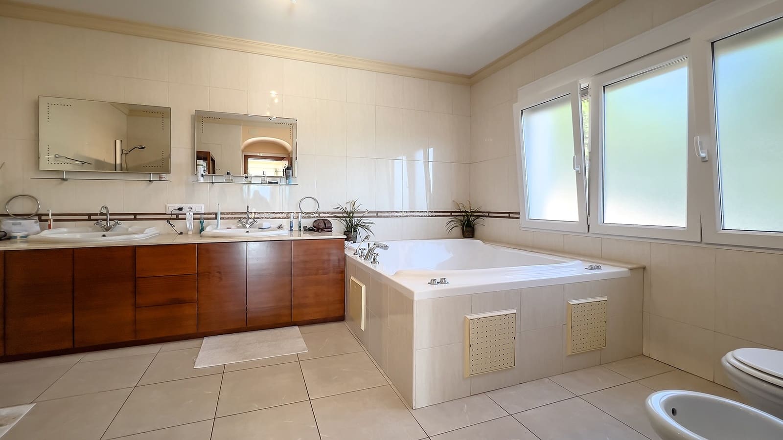 4 soveværelse Villa til salg i Javea / Xabia med swimmingpool - € 835.000 (Ref: 9317343)