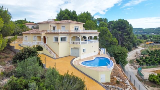 4 soveværelse Villa til salg i Partides comunes - Adsubia, Javea / Xàbia med swimmingpool - € 835.000 (Ref: 9317343)