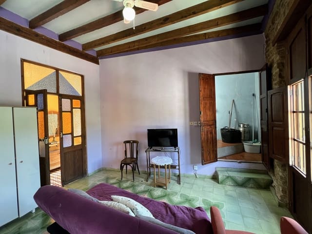 4 bedroom Townhouse for sale in L'Atzúvia - € 160,000 (Ref: 9317345)