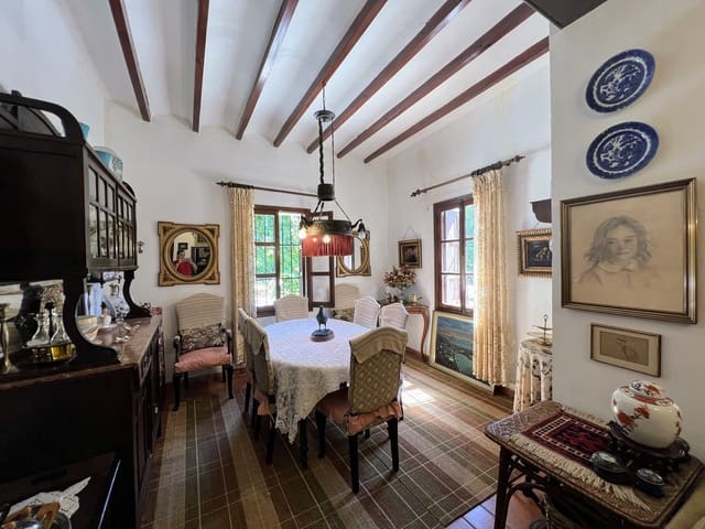 5 bedroom Townhouse for sale in Alcalalí / Alcanalí - € 500,000 (Ref: 9317346)