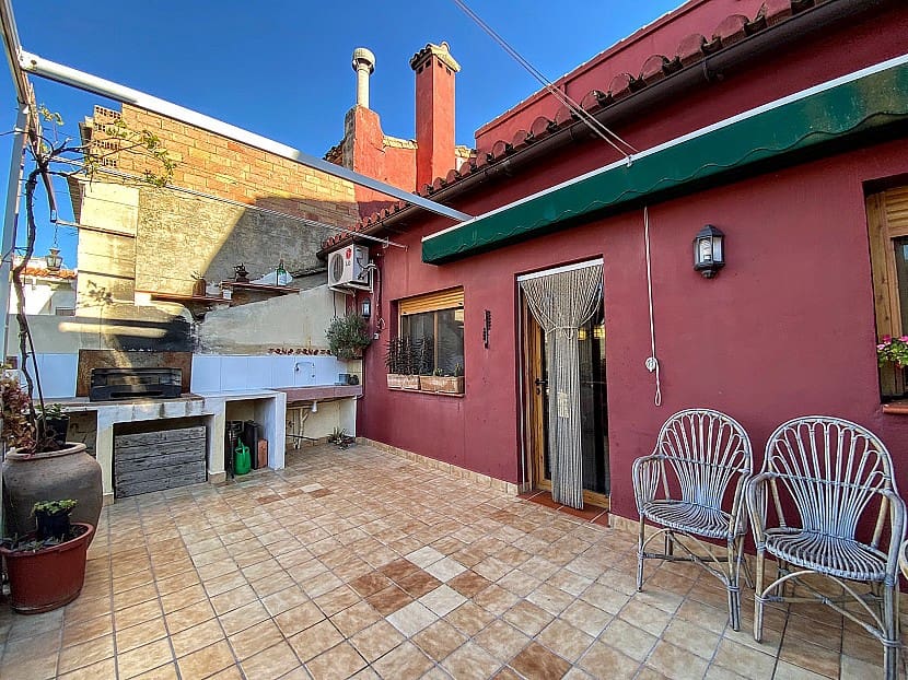 5 bedroom Townhouse for sale in Vall de Laguart - € 459,000 (Ref: 9317347)