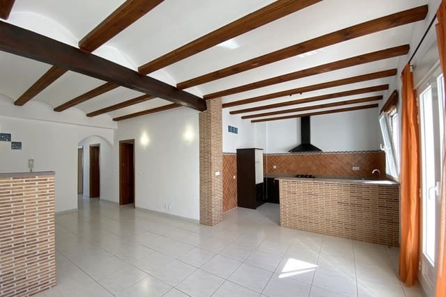 3 bedroom Townhouse for sale in Pedreguer - € 320,000 (Ref: 9317348)