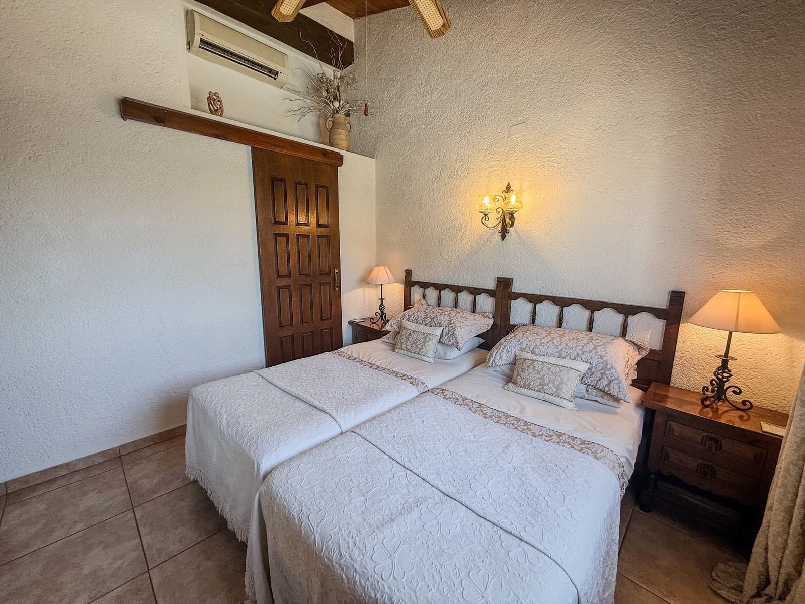 2 sovrum Villa till salu i Denia med pool - 360 000 € (Ref: 9321603)