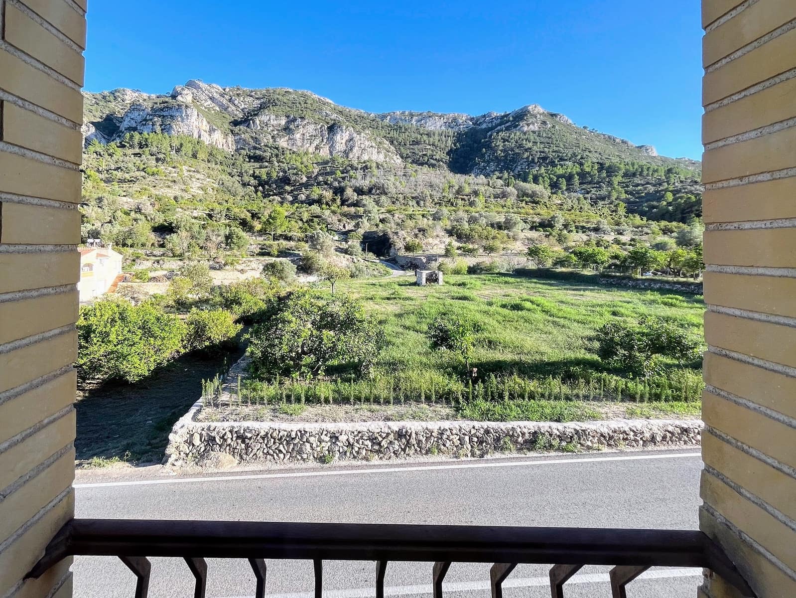 5 soveværelse Byhus til salg i Llosa de Camacho - € 239.950 (Ref: 9344438)