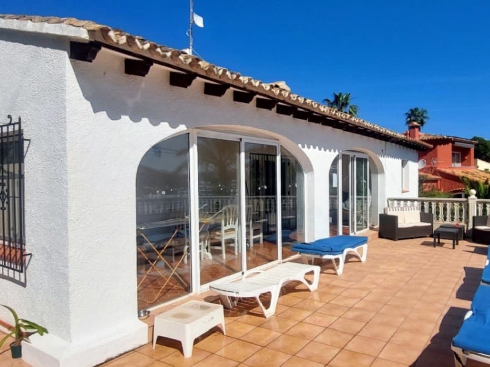 4 soveværelse Villa til salg i Moraira - € 595.000 (Ref: 9344441)