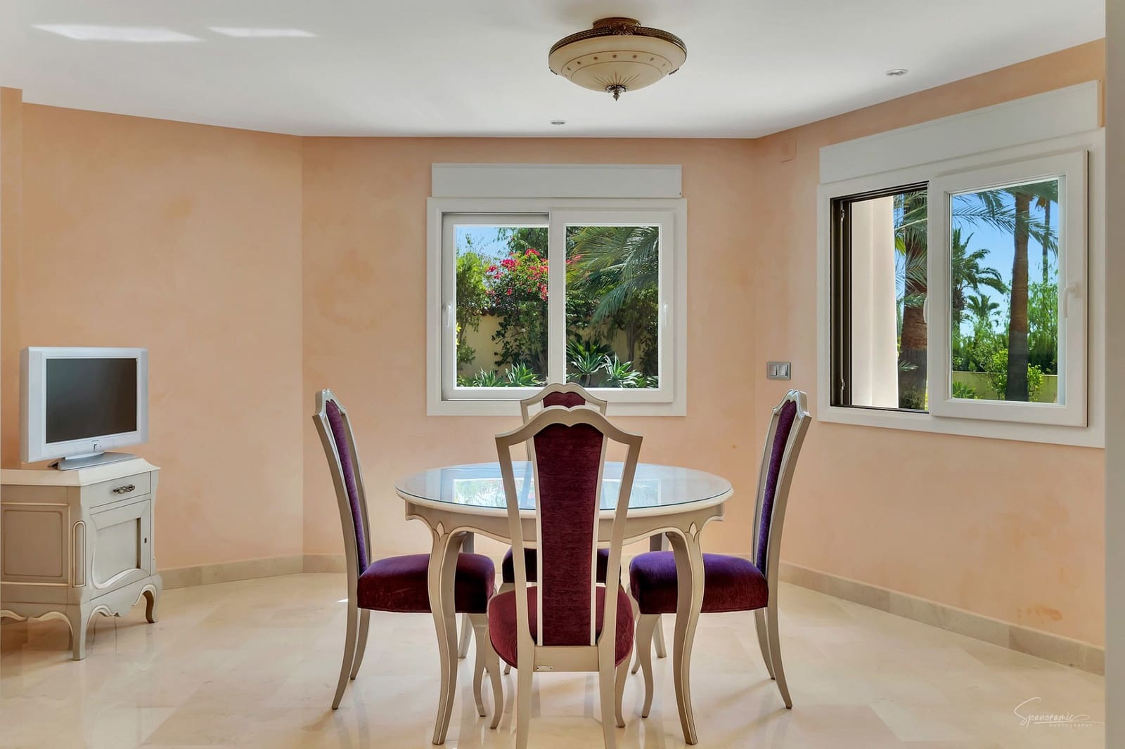 4 Zimmer Villa zu verkaufen in Benissa mit Pool - 1.350.000 € (Ref: 9349836)