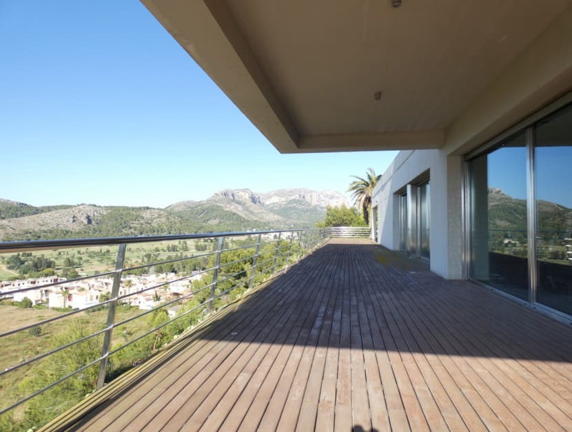 5 bedroom Villa for sale in La Sella with pool - € 2,495,000 (Ref: 9349837)