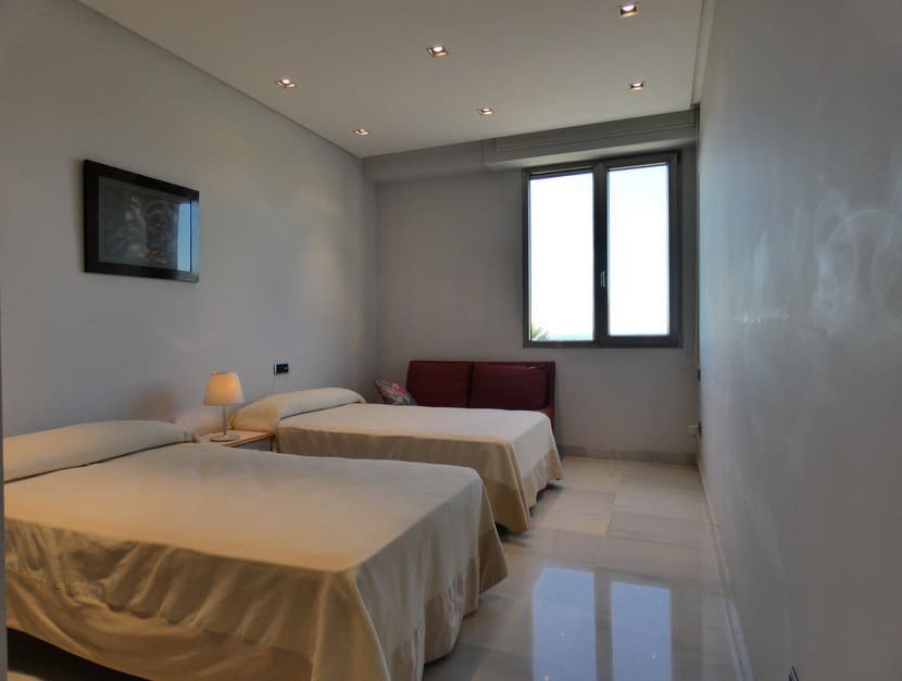 5 bedroom Villa for sale in La Sella with pool - € 2,495,000 (Ref: 9349837)