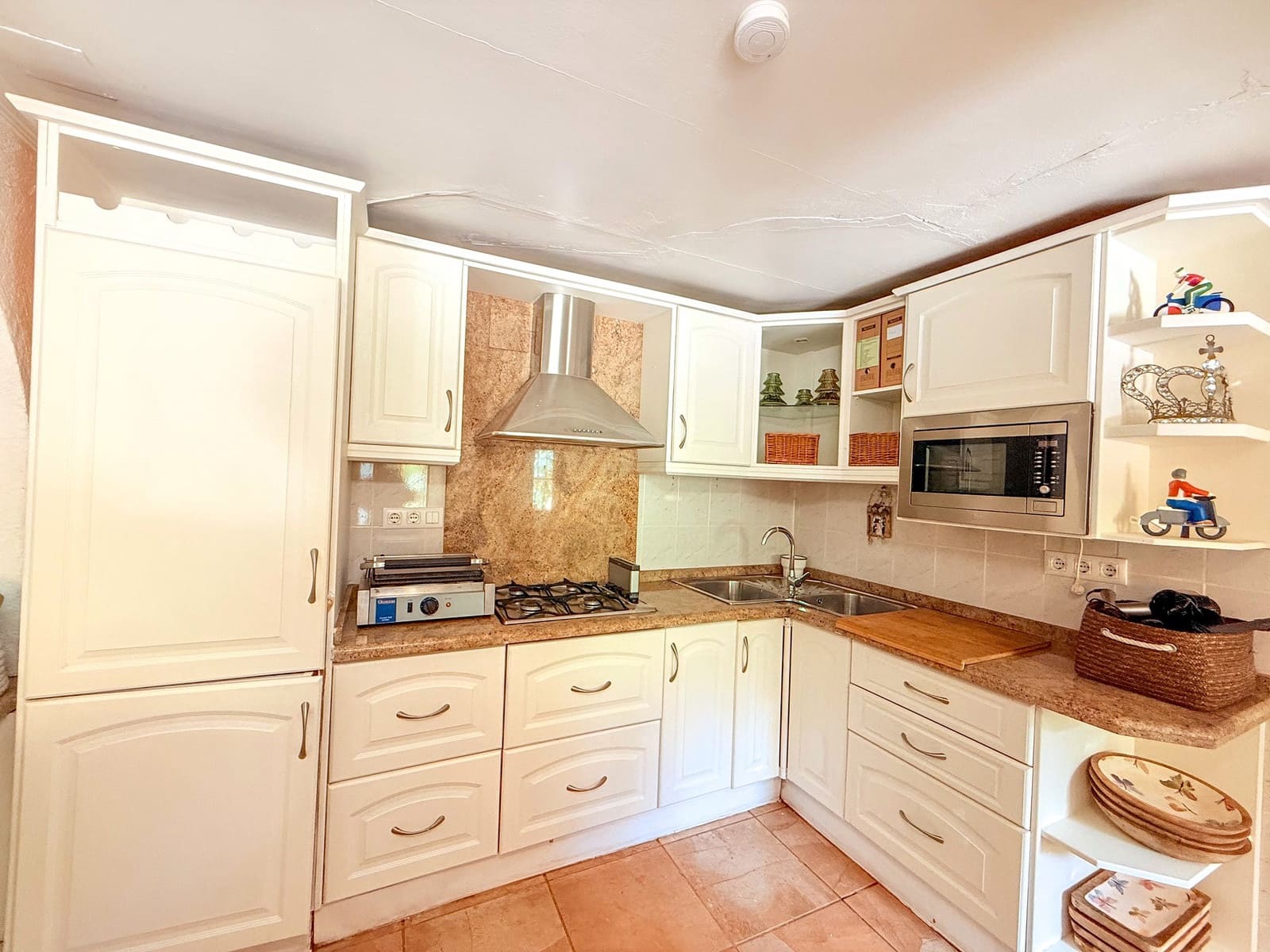 5 bedroom Villa for sale in Castell de Castells with pool - € 545,000 (Ref: 9358949)