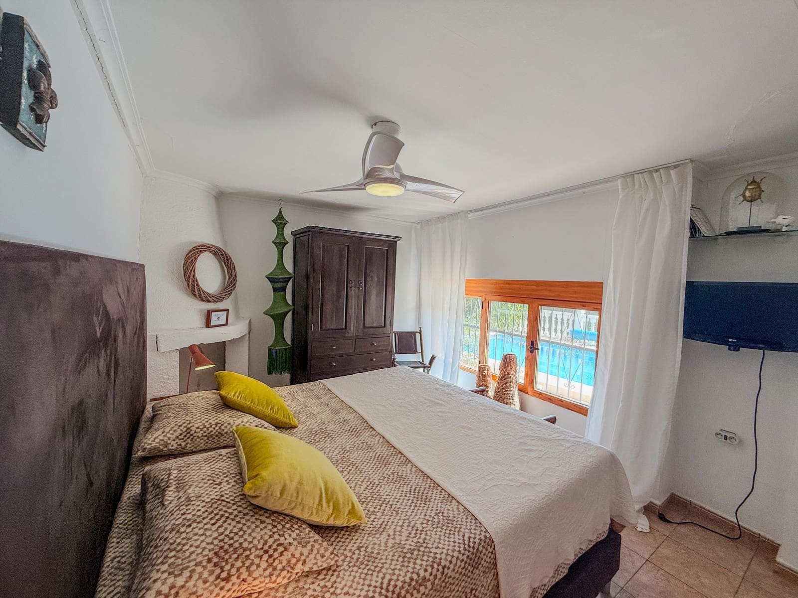 5 bedroom Villa for sale in Castell de Castells with pool - € 545,000 (Ref: 9358949)