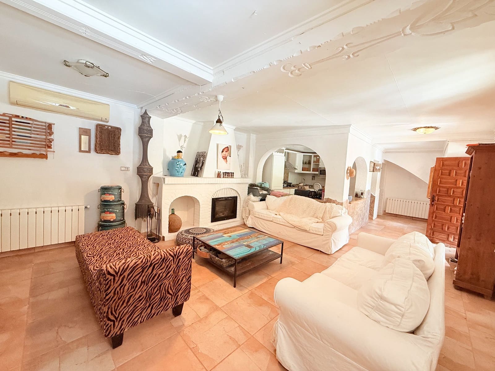 5 bedroom Villa for sale in Castell de Castells with pool - € 545,000 (Ref: 9358949)