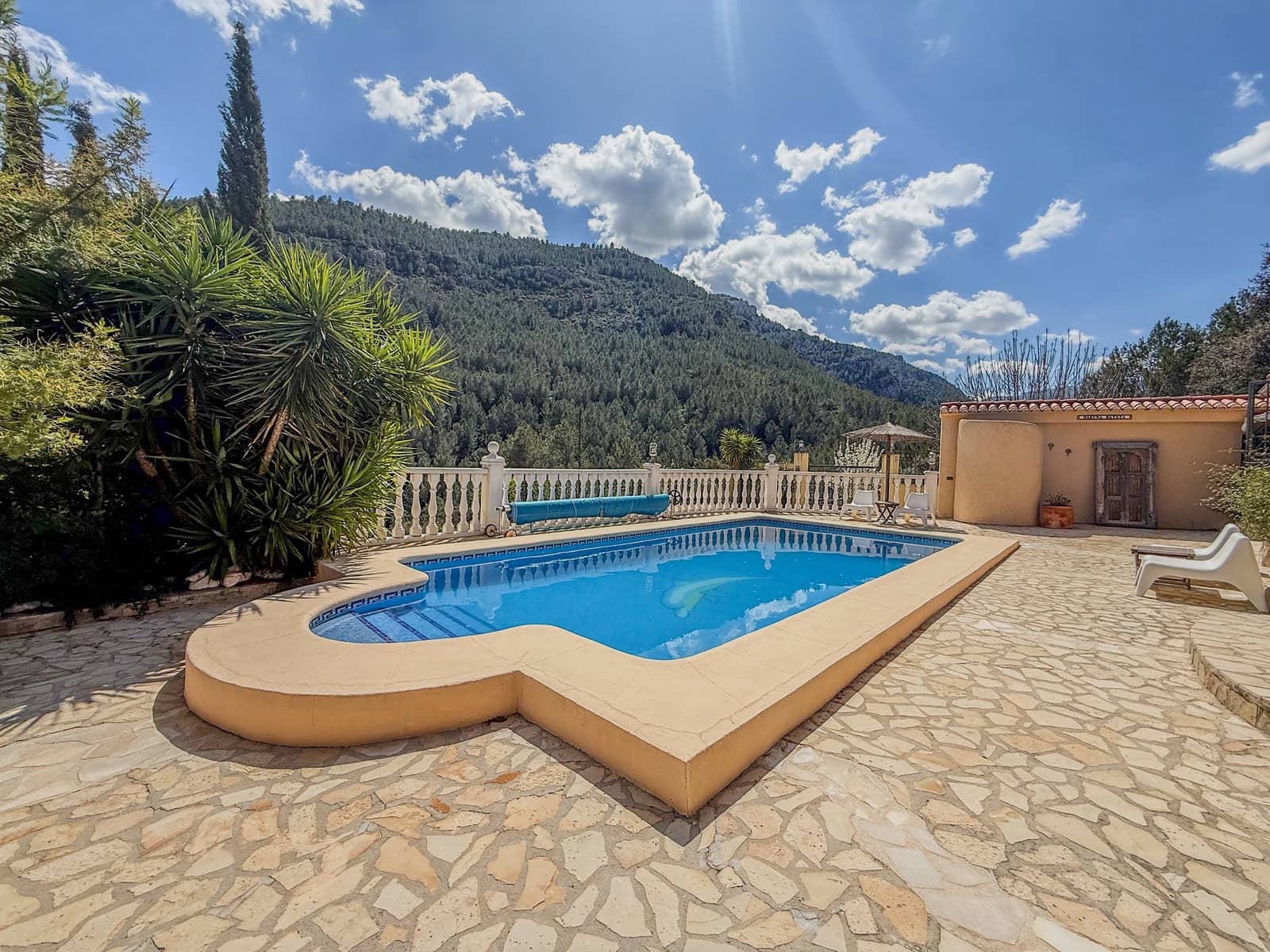 5 bedroom Villa for sale in Castell de Castells with pool - € 545,000 (Ref: 9358949)