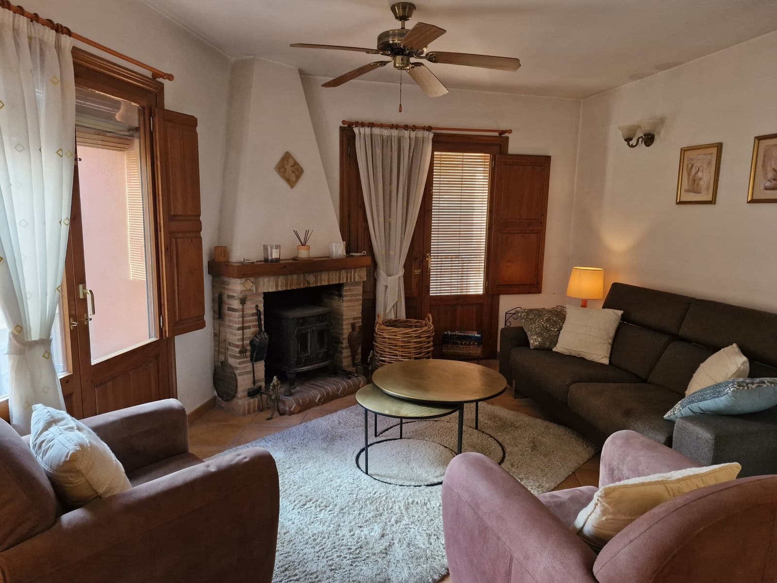 2 bedroom Townhouse for sale in Orba - € 275,000 (Ref: 9375025)