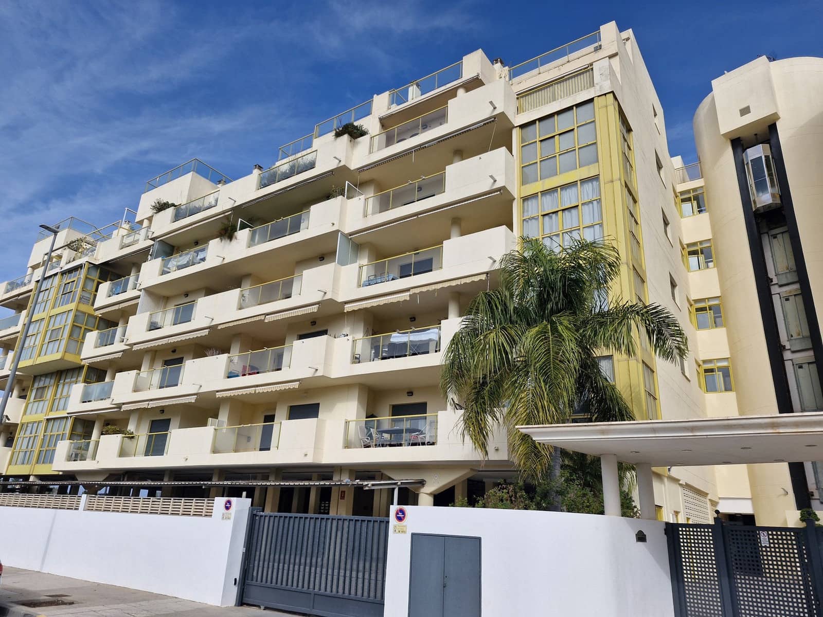 3 sypialnia Apartament na sprzedaż w Denia z basenem - 399 000 € (Ref: 9385197)