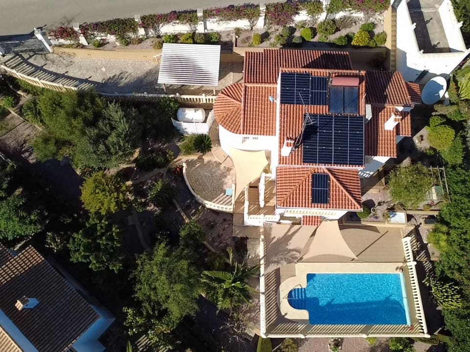 4 slaapkamer Villa te koop in Pedreguer met zwembad - € 439.000 (Ref: 9406302)