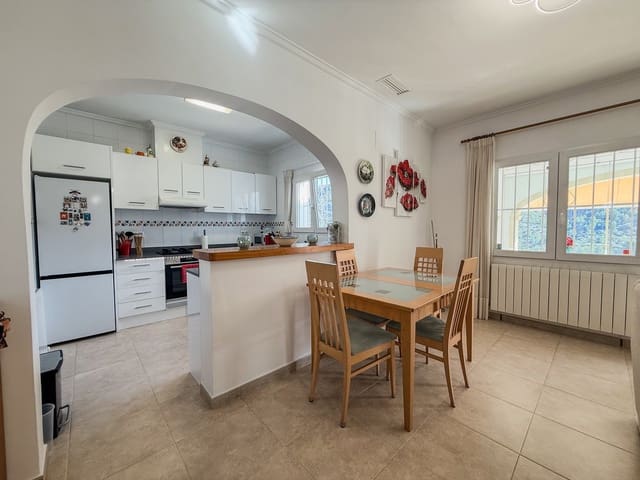 4 slaapkamer Villa te koop in Pedreguer met zwembad - € 439.000 (Ref: 9406302)