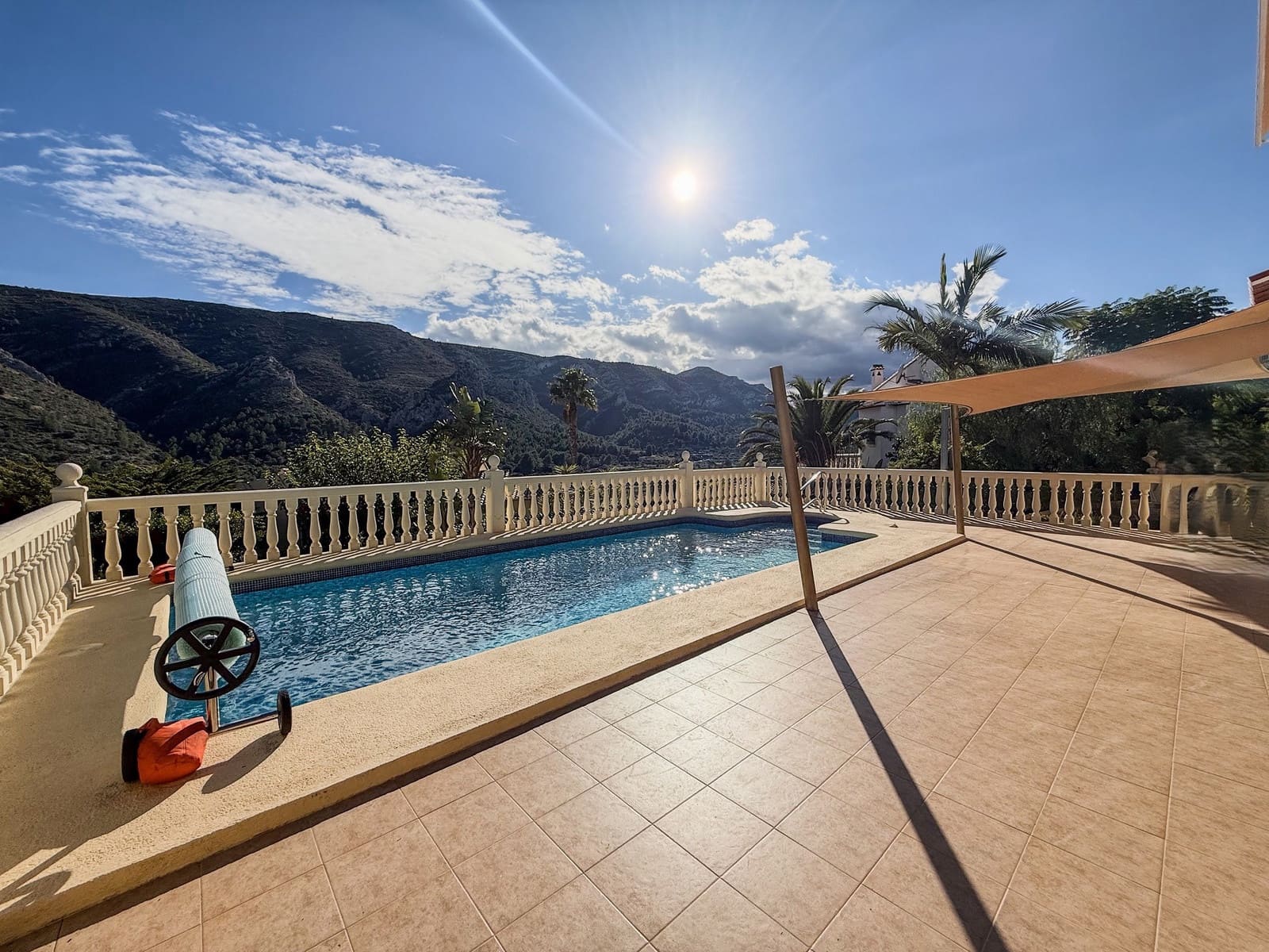 4 slaapkamer Villa te koop in Pedreguer met zwembad - € 439.000 (Ref: 9406302)