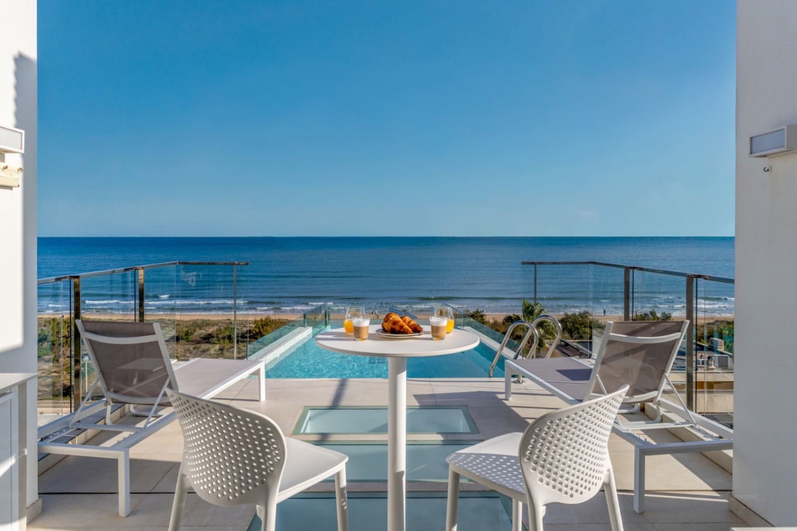 3 bedroom Penthouse for sale in Oliva with pool - € 950,000 (Ref: 9413757)