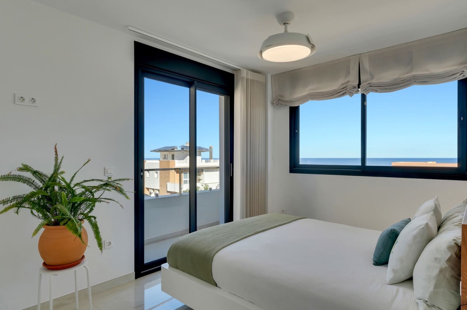 3 bedroom Penthouse for sale in Oliva with pool - € 950,000 (Ref: 9413757)