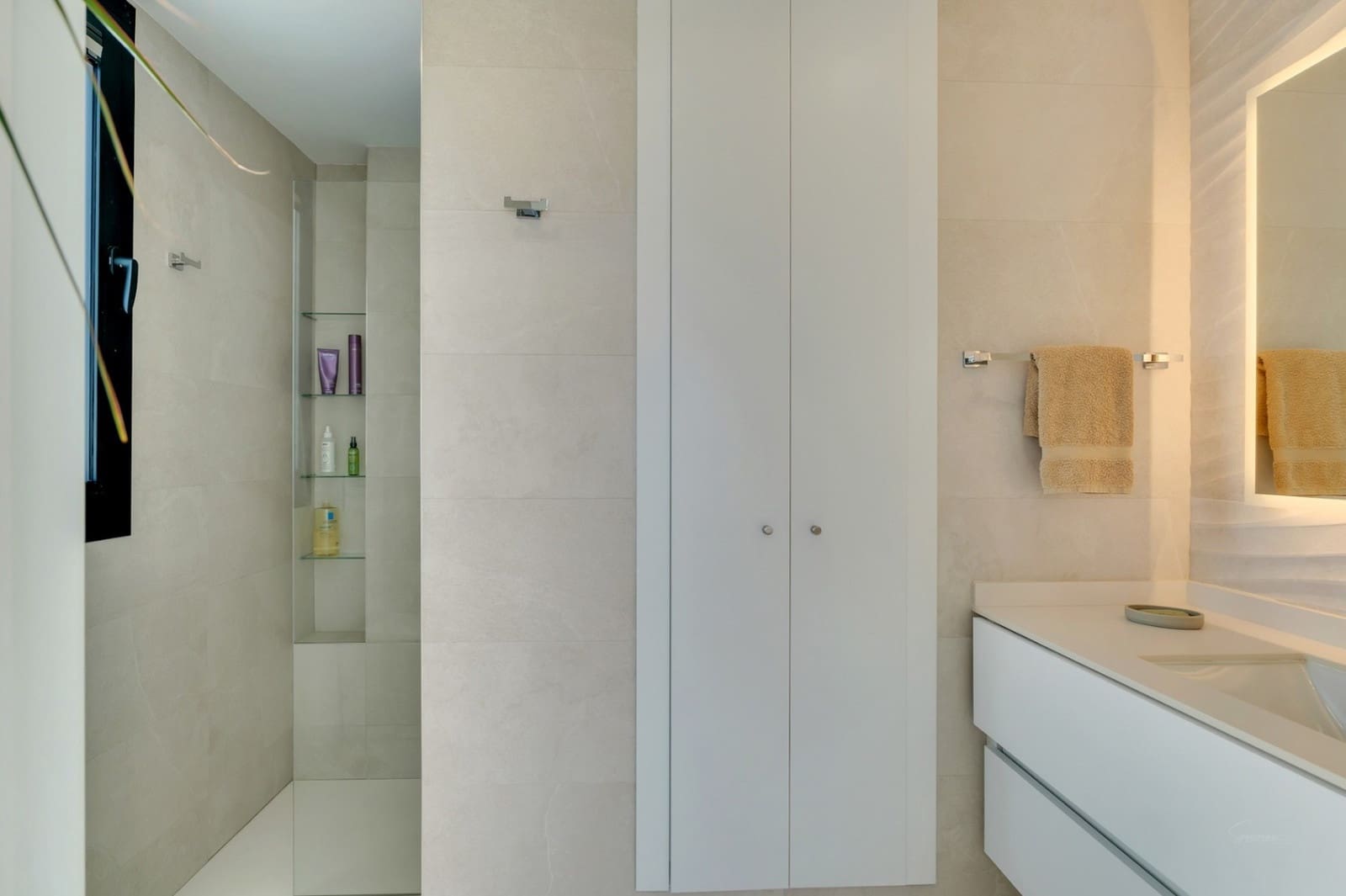 3 bedroom Penthouse for sale in Oliva with pool - € 950,000 (Ref: 9413757)